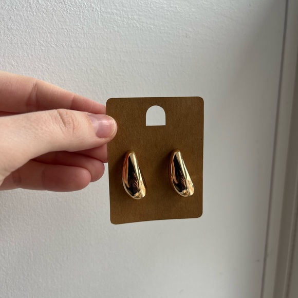 Jewelry - Gold Teardrop Hoop Earrings - Minimalist Metallic